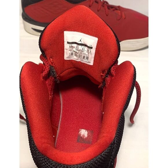 Men’s Nike Shoes  - Picture 13 of 14